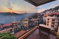 3 BHK Serviced Apartment Sakyong House, Aritar