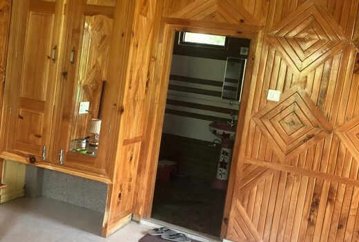 BIRDS LOVE HOUSe Kalgha
