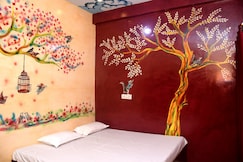 Gulab home stay, Varanasi