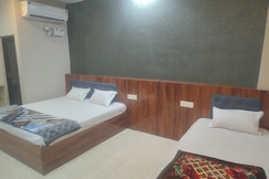 HOTEL DARSH & OM RESTURANT, Maihar