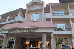 New Tridev Hotel, Shivkhori, Rajouri