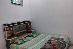 SPOT ON RJ palace, Etawah
