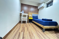 Maple The Hubz - A Backpacker Hostel, Thane