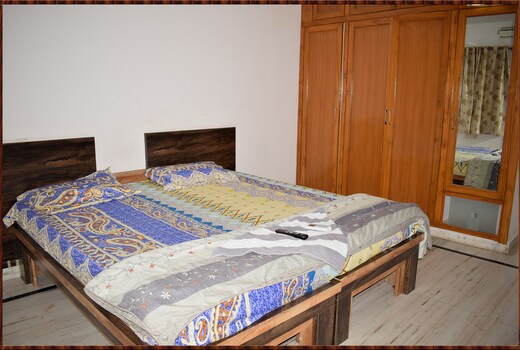 Home Touch Service Apartment | Rooms & Caretaker