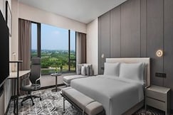 Holiday Inn Shanghai Jinshan, فندق شنغهاي مانشن بانكوك