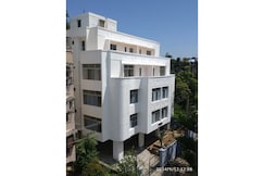 Hotel Alohi Grand, Guwahati