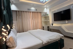 Midcity Studios, Lucknow