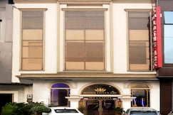 Hotel Lotus Arc Near IGI Airport, Delhi