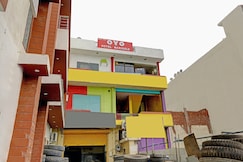 Hotel O Crown Stay In, Faridabad