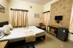 Amit Hotel, Kolkata