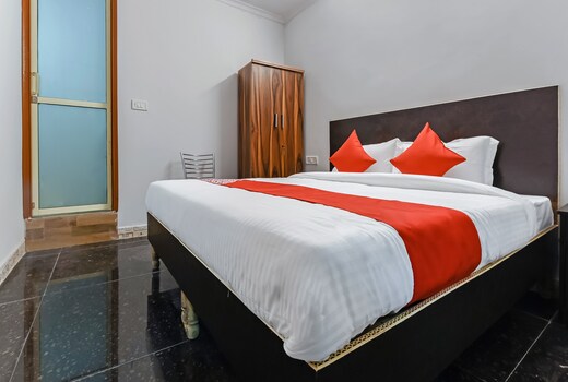 Super Hotel O SATGURU RASIDENCY DWARKA MOR