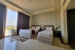 Hotel Ambitions, Berpeta