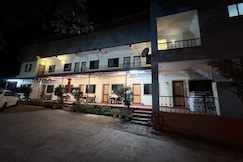 Sukun Hotel, Dapoli
