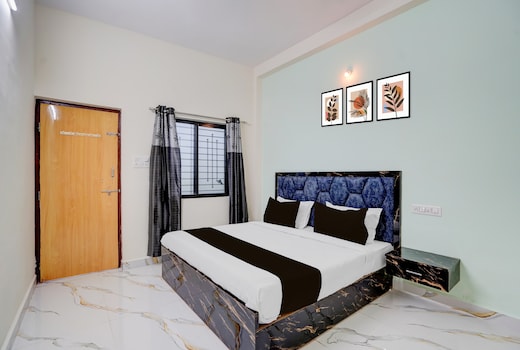 SPOT ON Hotel Royal Inn Babupet Railroad Station