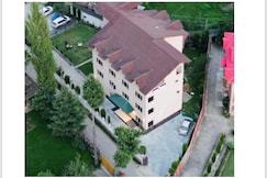 Hotel Royal Savoy, Srinagar