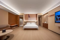 Dorsett Wuhan, Wuhan