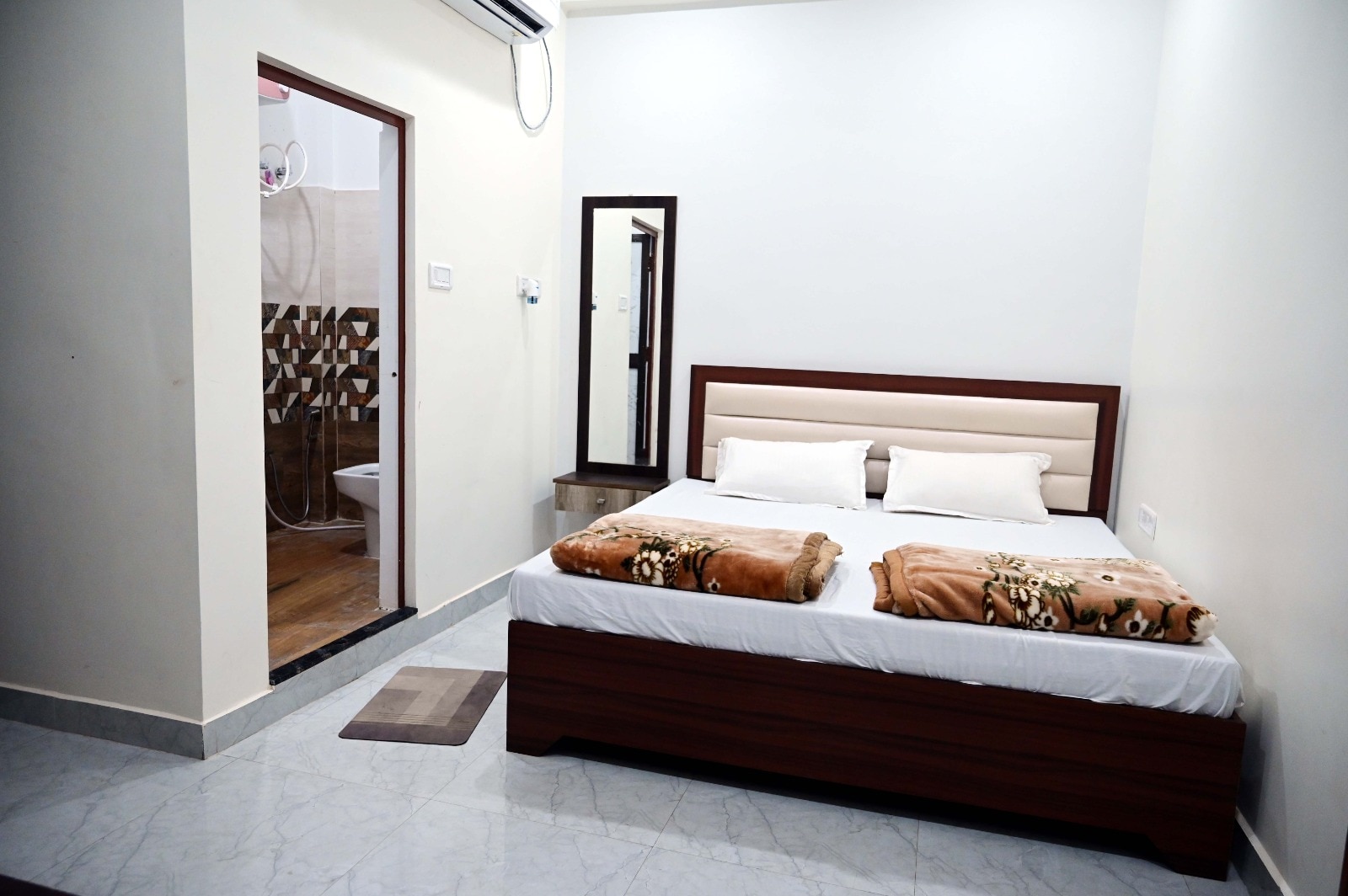 Swagatam Guest House - Tap to explore photos