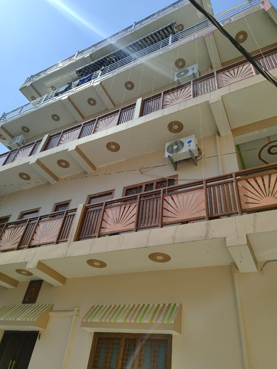 Hotel Shree Vijaya Laxmi International - Tap to explore photos