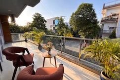 Fortune Home Service Apartment, 3Bhk Sector-72, Noida, Noida