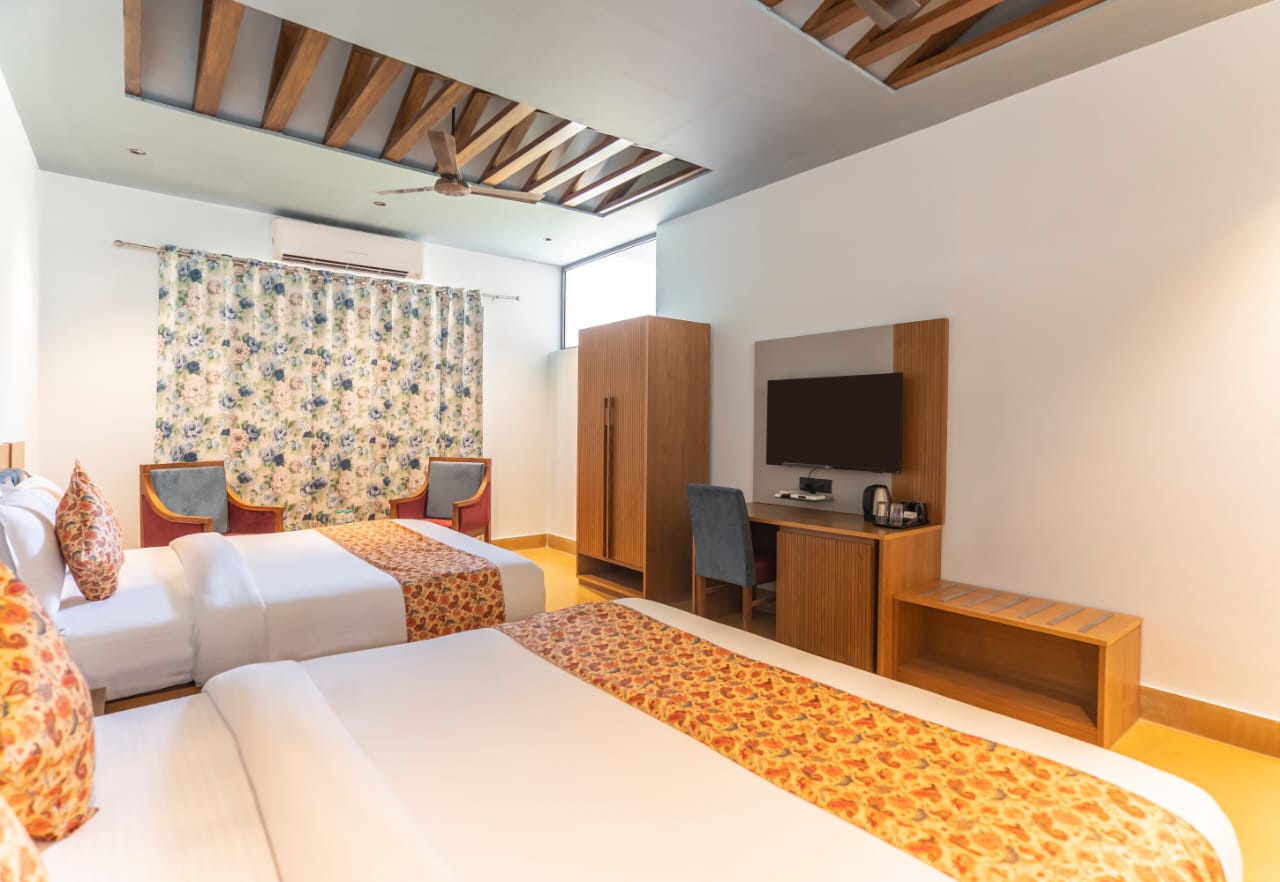 Banjara Hills Resort - Tap to explore photos