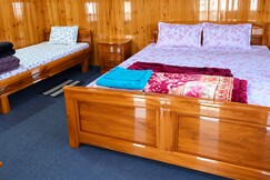 Sampang's Homestay, Lava