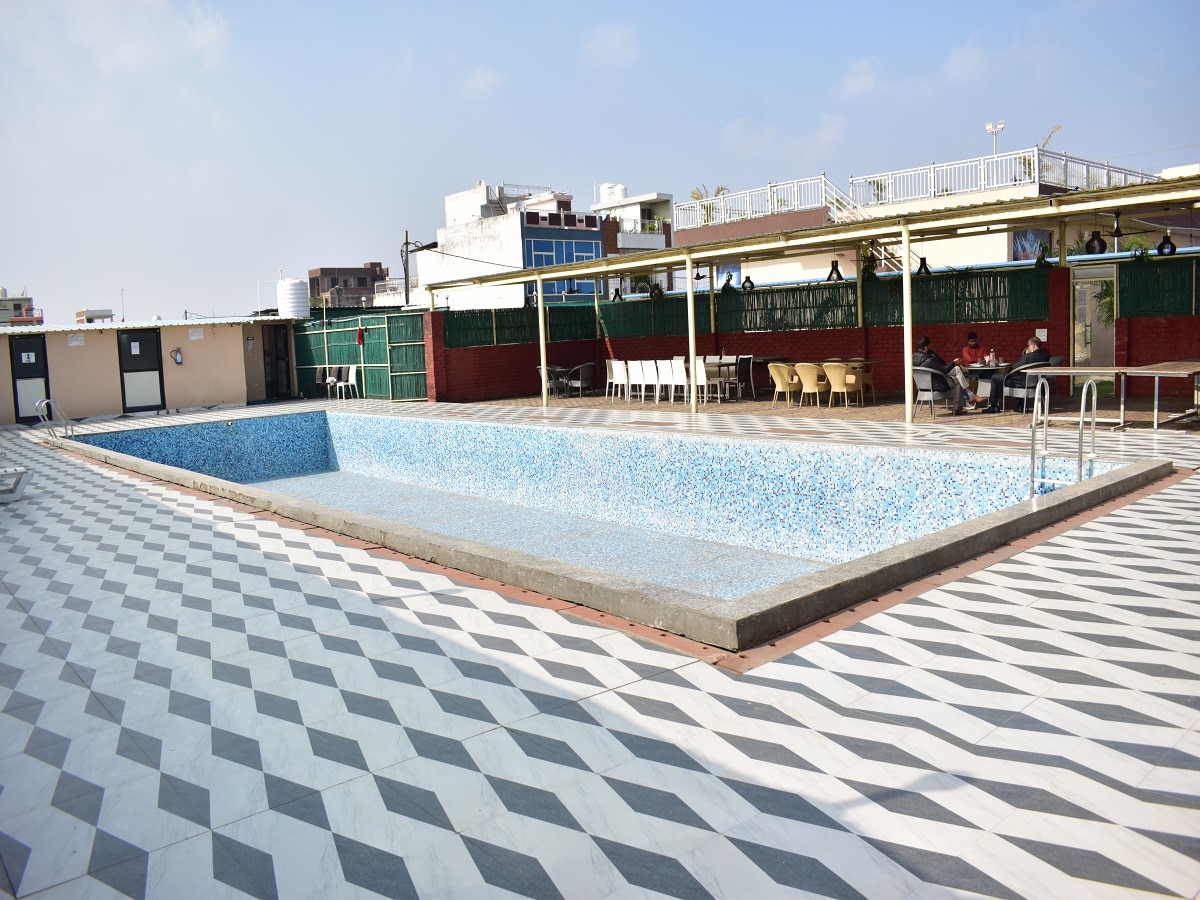 Royal Sunrise Resort 𝗕𝗢𝗢𝗞 Gwalior Resort 𝘄𝗶𝘁𝗵 ₹𝟬 𝗣𝗔𝗬𝗠𝗘𝗡𝗧