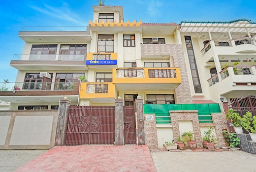 FabHotel The Everest 43