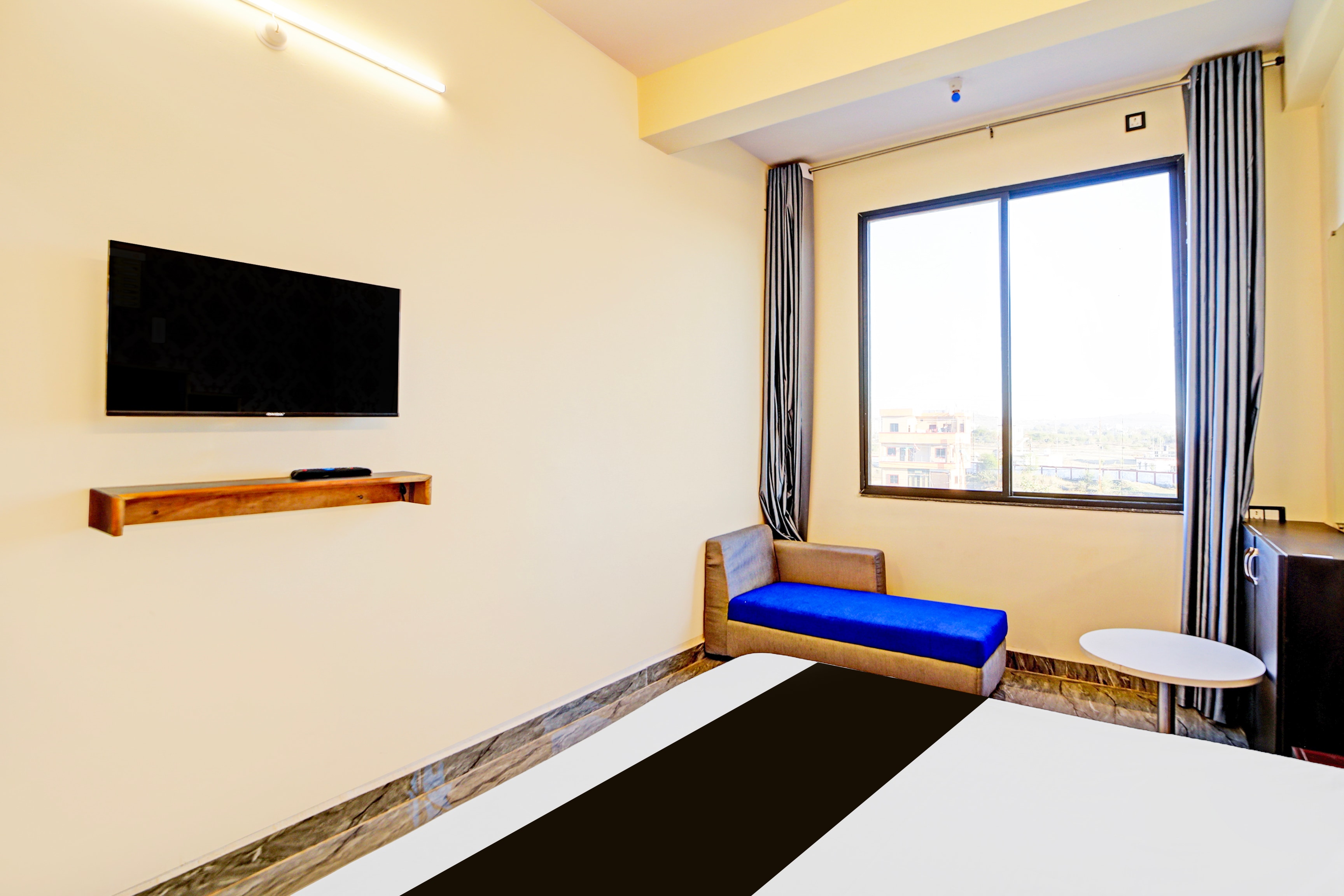 Super Hotel O York Residency - Tap to explore photos