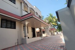 Sri Kamakshi Amman Home Stay, Coimbatore