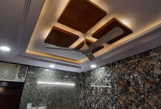 Couples Friendly Independent flat in Posh Lajpat Nagar