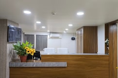 HOTEL SHREEJI INN, Prantij