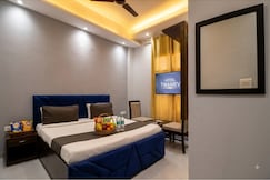 Hotel Twamev residency Rajouri Garden couple friendly, Delhi