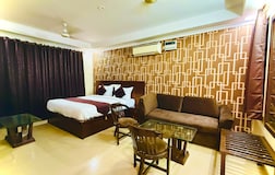 Deluxe AC Room