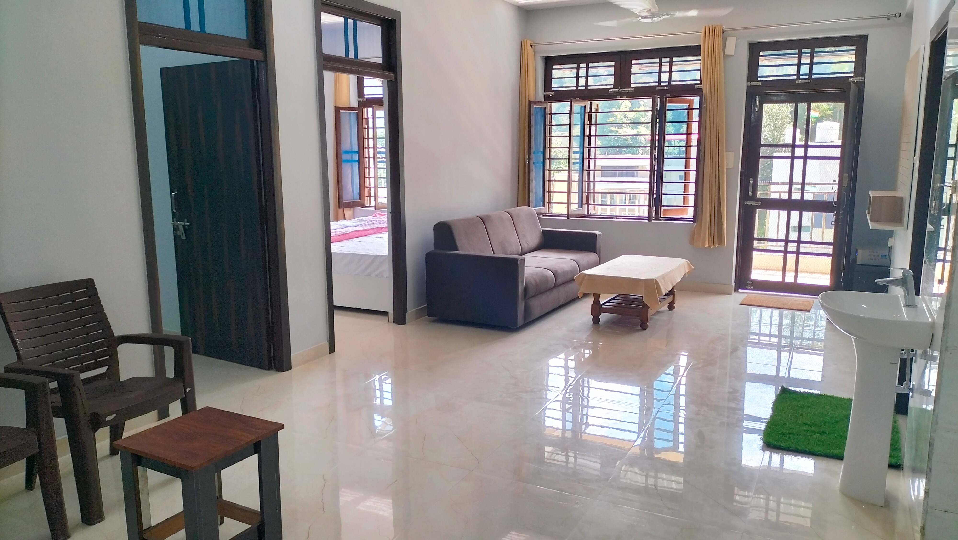 hill-view apartment rishikesh - Tap to explore photos