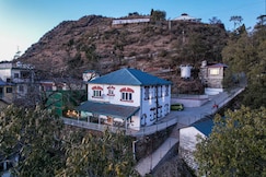 The Oakwood Cottage I Valley-view Cottage, Mussoorie