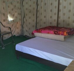 Deluxe Tent