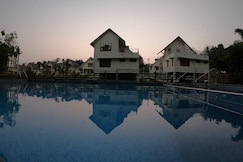 Mountain Castle 2-Room Pool Villa, Athirappilly, Chalakudy