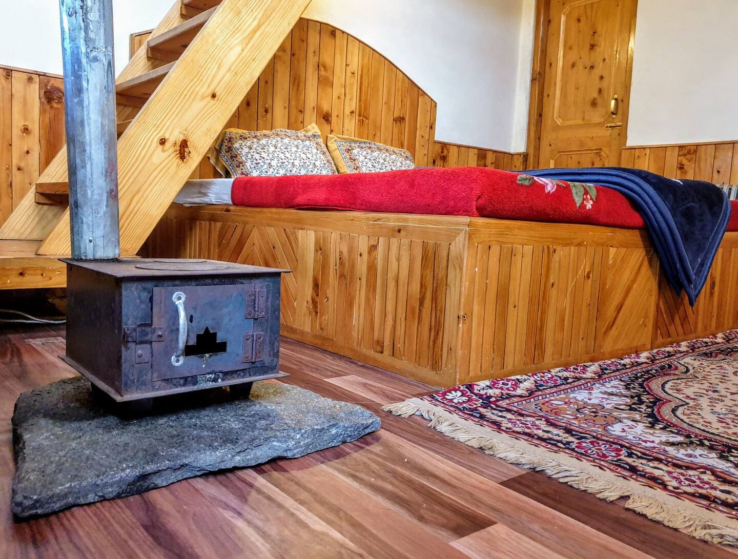Lazy Bear Homes - Tap to explore photos