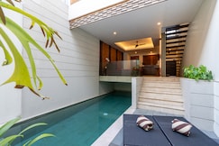 Villa Kayu Raja, Bali