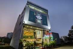 The Tripti Hotel, Indore