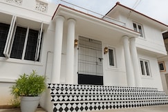 La Vista Ocean - Calm, Quiet Villa on ECR for Deep Rest, Cheyyur