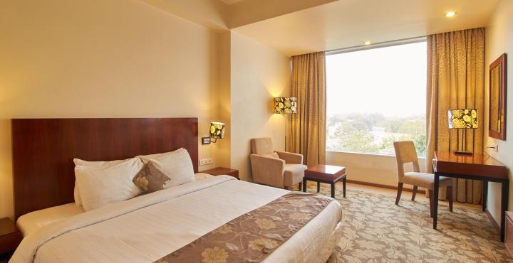 Business Room 1