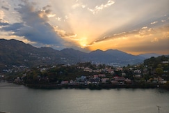 The Selakhola House : Bhimtal, Bhimtal