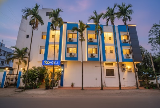 FabHotel Paradise Stay Inn