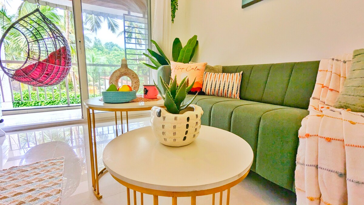 Can'Cuddle 1BHK with Pool | Nr Thalassa Vagator - Tap to explore photos