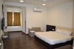 The Friends Hotel, Chittorgarh