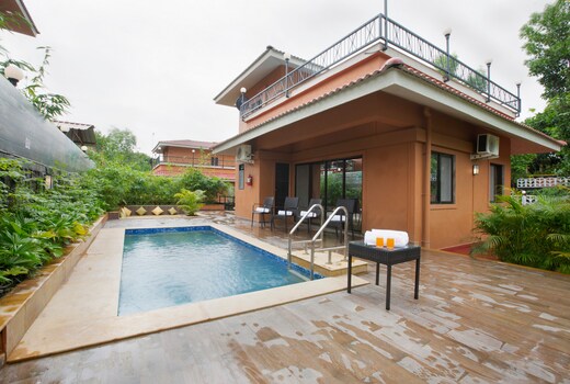 SaffronStays Dhyana