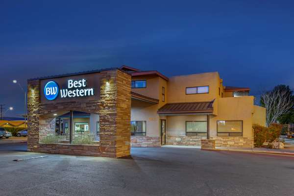 Best Western Cottonwood Inn - Tap to explore photos