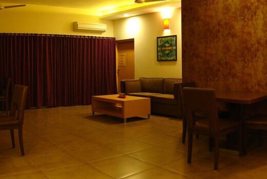 Classic Luxury Service Apartments Vishakhapatnam Inr 144 Off 2 4 0 0 Apartment Price Address Reviews