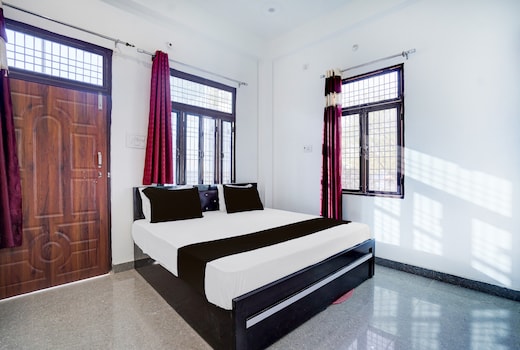 Hotel O Maa Santoshi